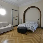 Check-Inn Rooms Genova Centro