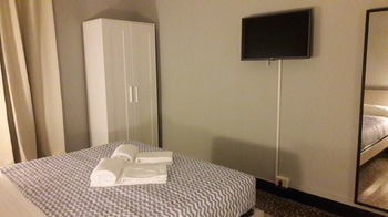 Check-inn Centro Genua